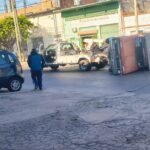Choque y vuelco en Solano: tras el impacto, un conductor intentó escapar