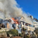 Voraz incendio arrasó gran parte del histórico Hotel Huemul en Bariloche