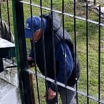 Se hizo pasar por un operario de gas y robó a un jubilado: escapó con más de un millón de pesos